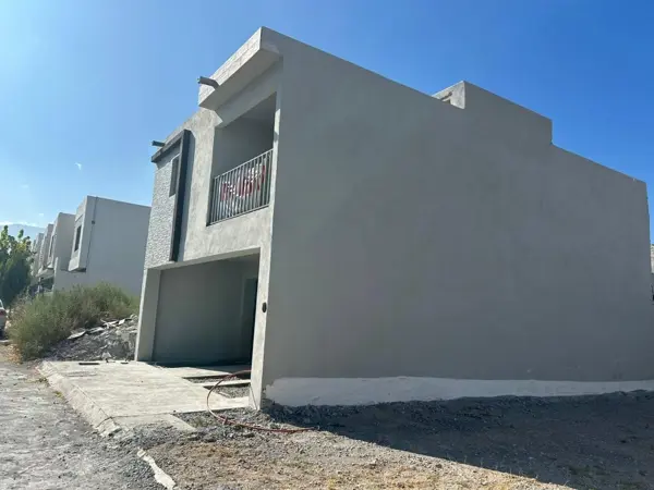 Casa en venta en Las Maravillas, Saltillo — foto 2 de 11