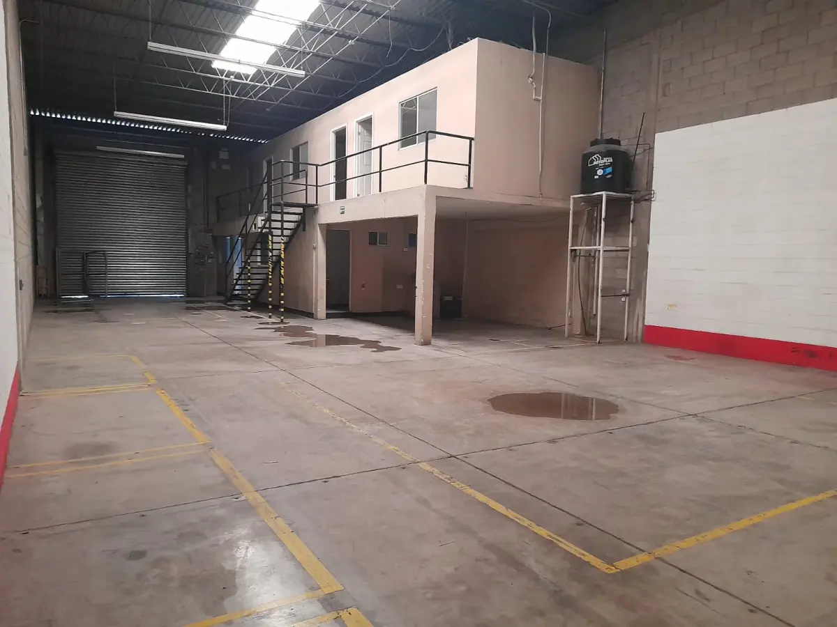 Bodega en renta en Paseos de Chihuahua, Chihuahua — foto 1 de 15