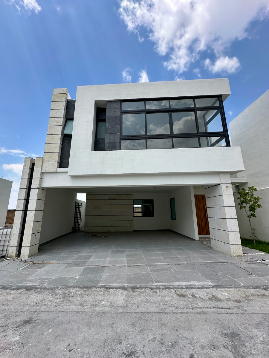 Casa en venta en La Escondida, Saltillo — foto 1 de 21