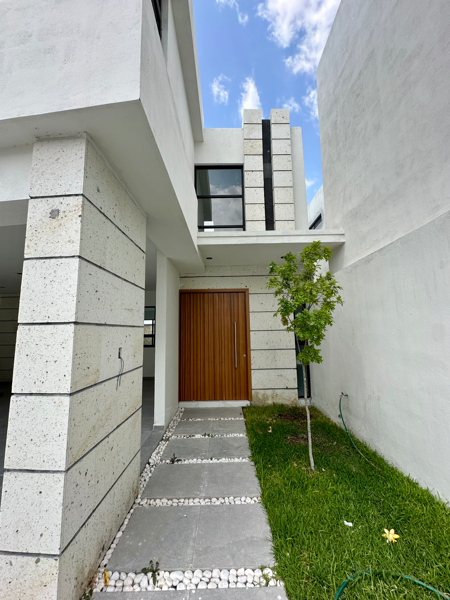 Casa en venta en La Escondida, Saltillo — foto 2 de 21