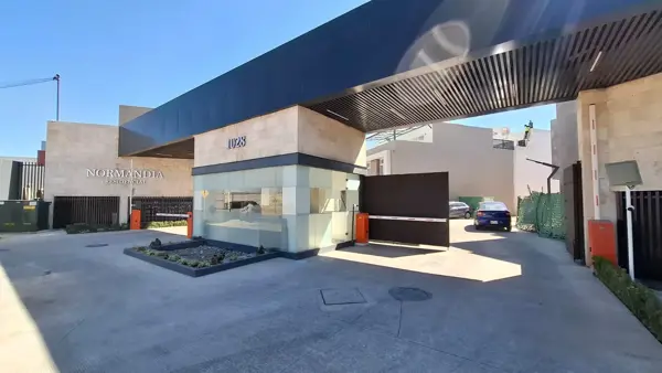Casa en venta en San Salvador Tizatlalli, Metepec — foto 2 de 49