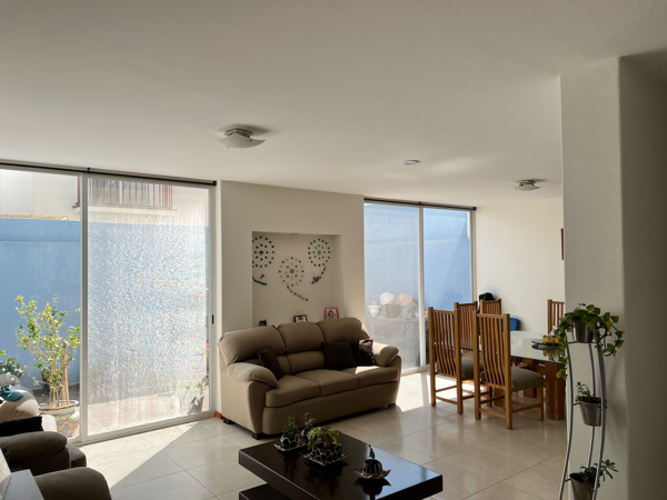 Casa en Venta en Pocitos, Aguascalientes - Seguridad y Comodidad en Comunidad Privada
