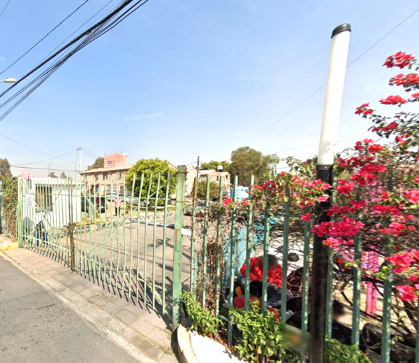 Casa en venta en Chinampac de Juarez, Iztapalapa — foto 2 de 35