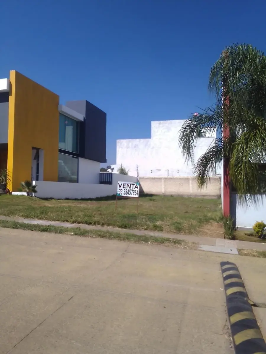 Terreno en venta en Valle Imperial, Zapopan — foto 1 de 14