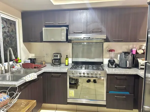 Casa en venta en Paseos Santín, Toluca — foto 3 de 9