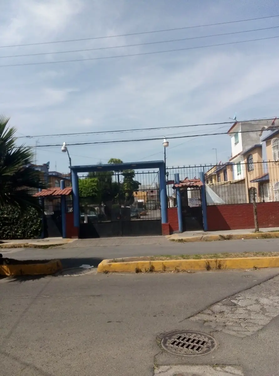 Casa en venta en San Buenaventura, Ixtapaluca — foto 1 de 8