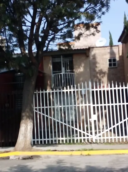 Casa en venta en Hacienda las Palmas I y II, Ixtapaluca — foto 2 de 8