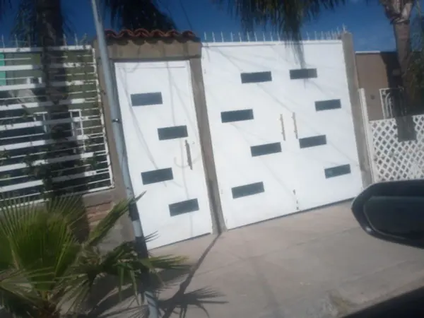 Casa en venta en Hacienda Santa Fe, Tlajomulco de Zúñiga — foto 3 de 11