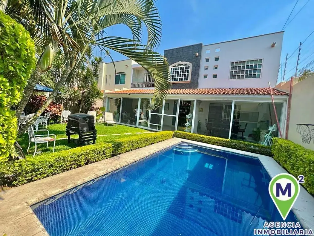 Casa en venta en Lomas del Manantial, Xochitepec — foto 1 de 17