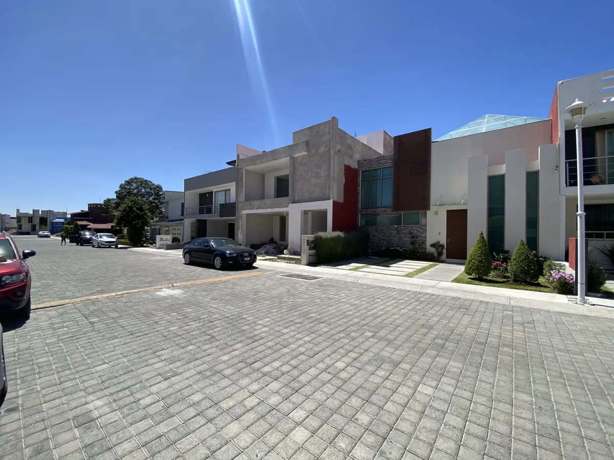 Casa en venta en Zona Plateada, Pachuca de Soto — foto 1 de 28