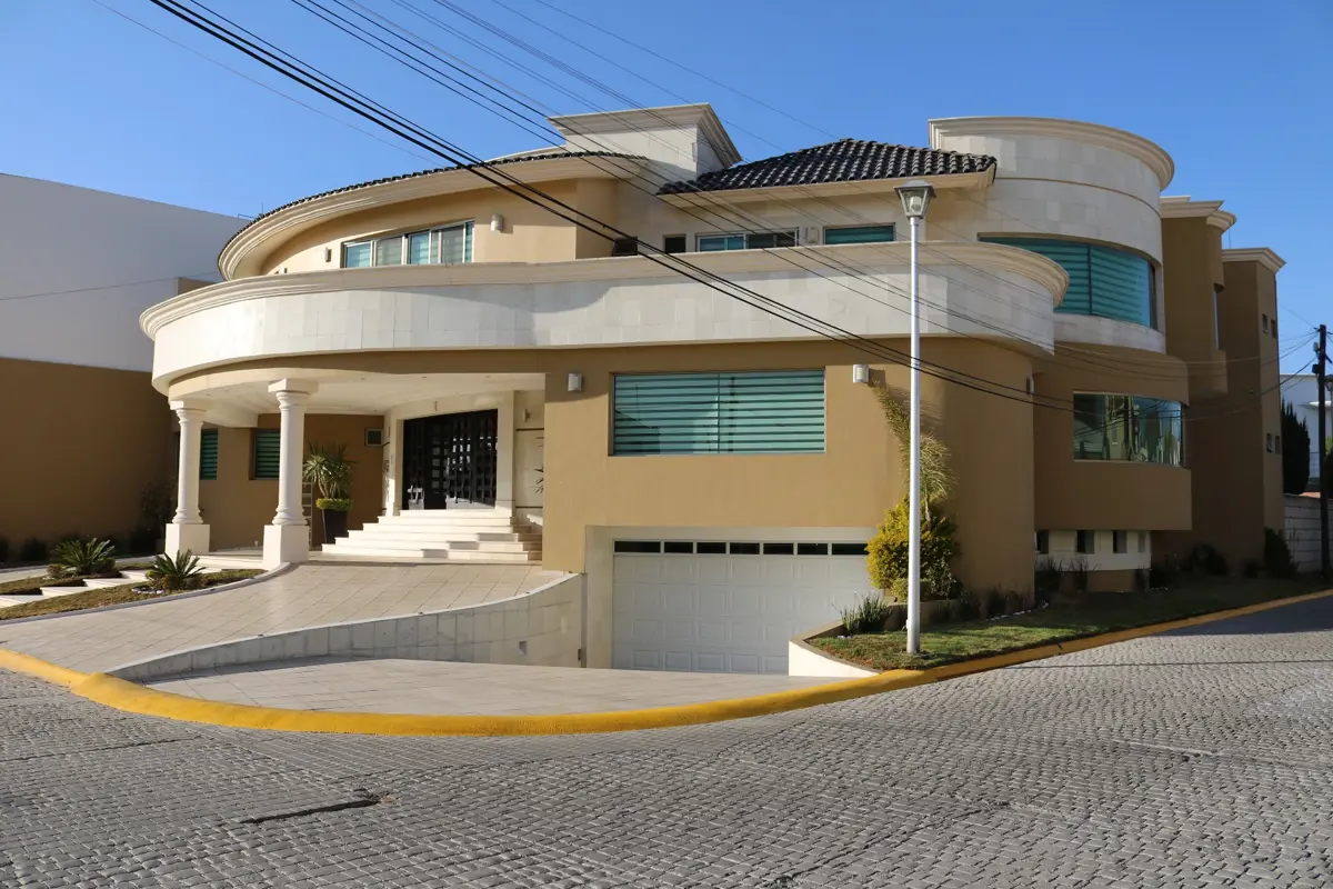 Casa en venta en Arboledas Santa Elena, Pachuca de Soto — foto 1 de 33