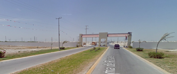 Casa en venta en Rincón de las Flores, Reynosa — foto 2 de 30