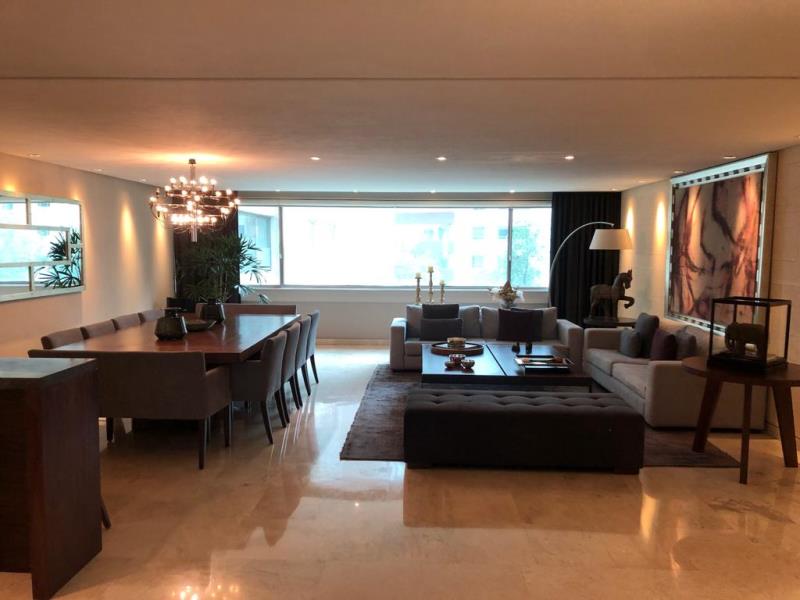Departamento en venta en Bosques de las Lomas, Cuajimalpa de Morelos — foto 1 de 44