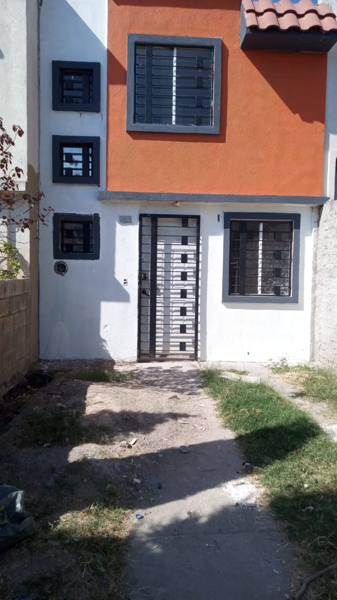 Casa en venta en Las Luces, Tlajomulco de Zúñiga — foto 1 de 2
