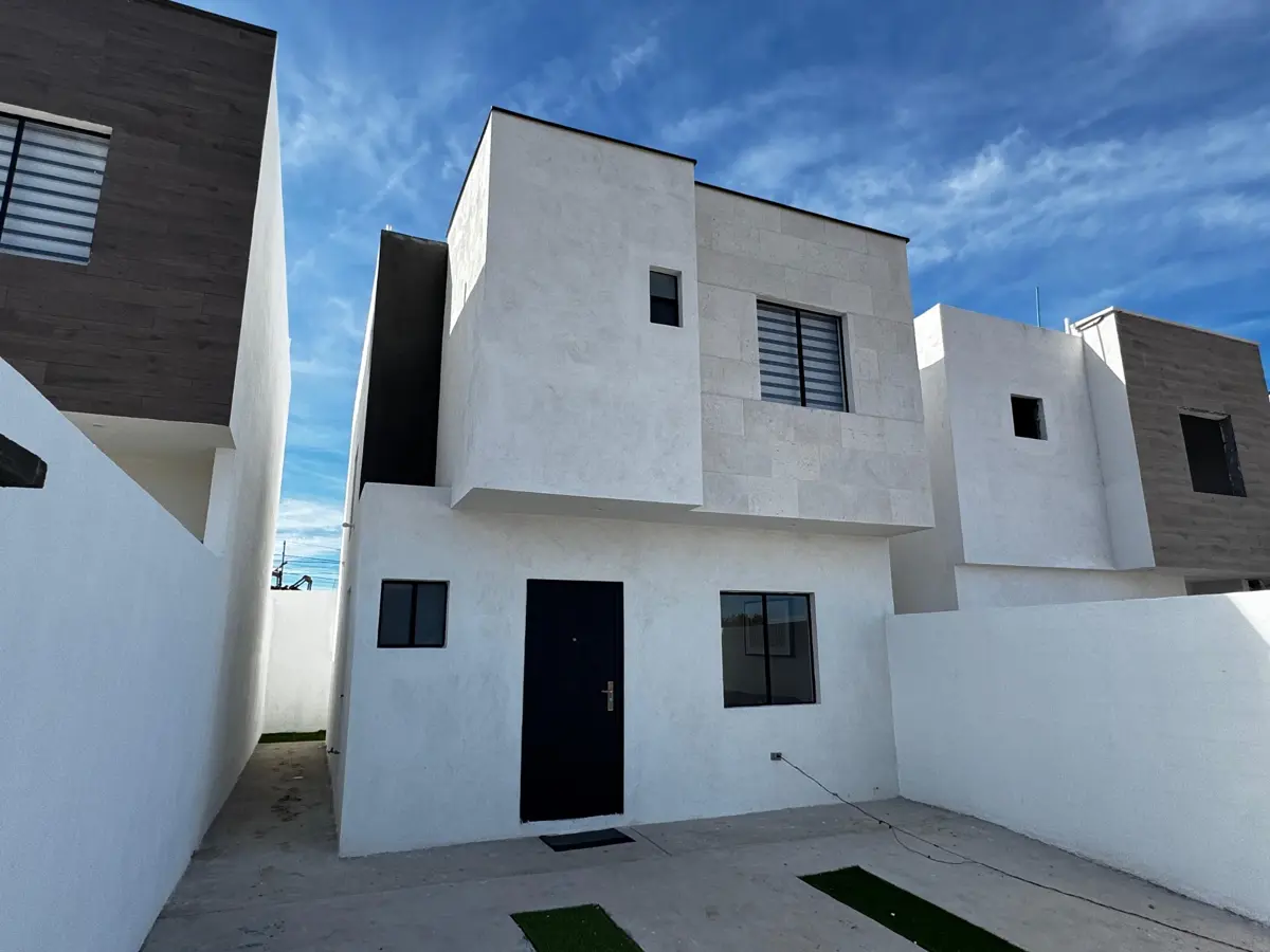 Casa en venta en Ampliación Morelos, Saltillo — foto 1 de 23
