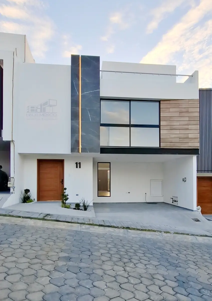 Casa en venta en Lomas de Angelópolis, San Andrés Cholula — foto 1 de 14