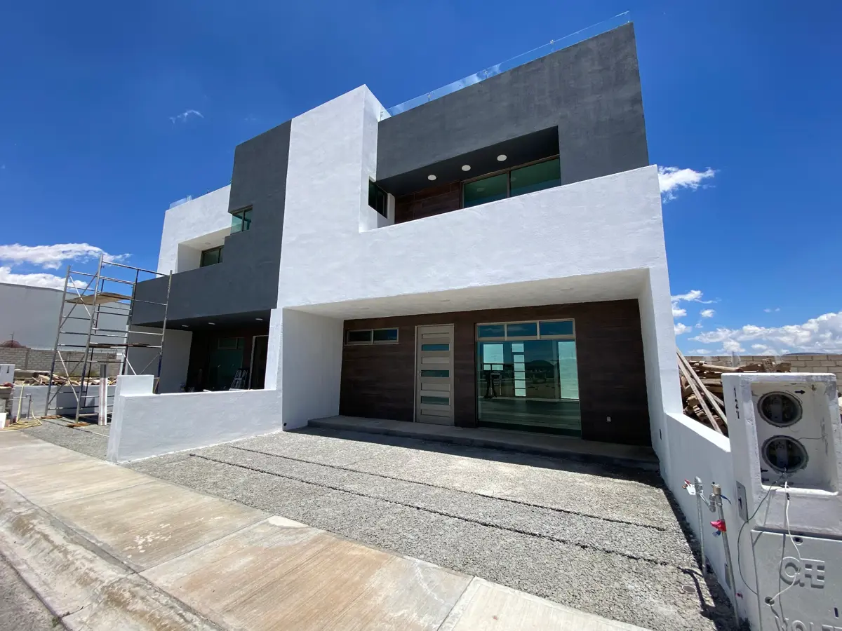 Casa en venta en El Saucillo, Mineral de la Reforma — foto 1 de 29
