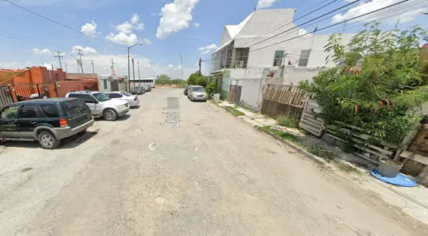 Casa en venta en Toboganes, Nuevo Laredo — foto 3 de 28
