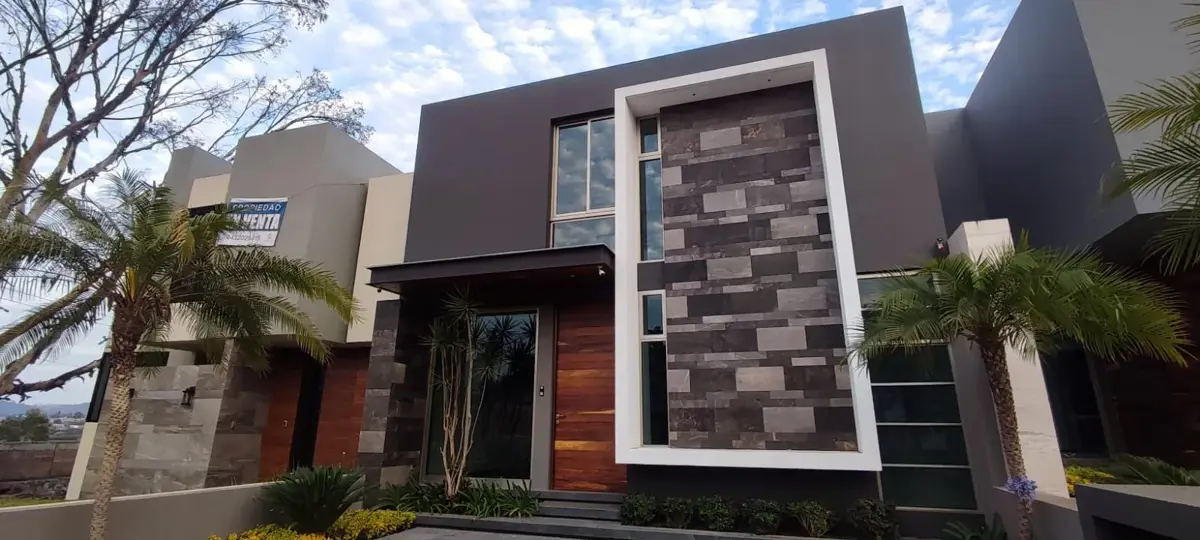 Casa en venta en Montaña Monarca I, Morelia — foto 1 de 31