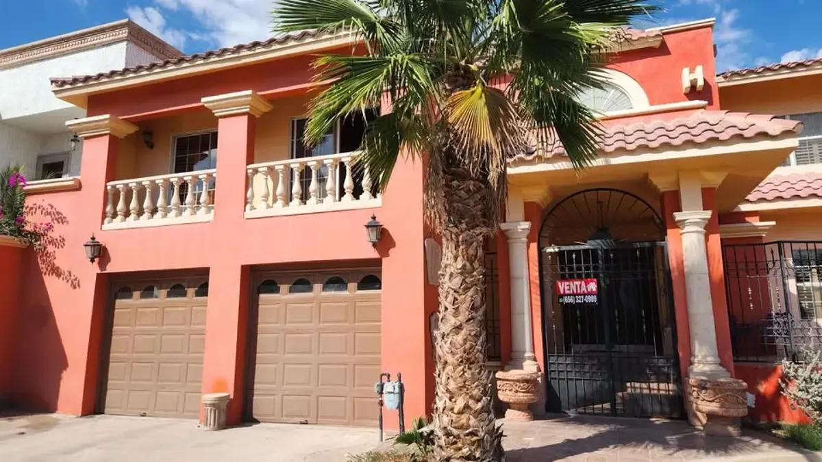 Casa en venta en Bosques de Senecu, Juárez — foto 1 de 15