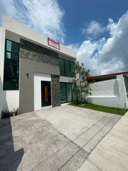 Casa en venta en La Frontera, Villa de Álvarez — foto 2 de 21