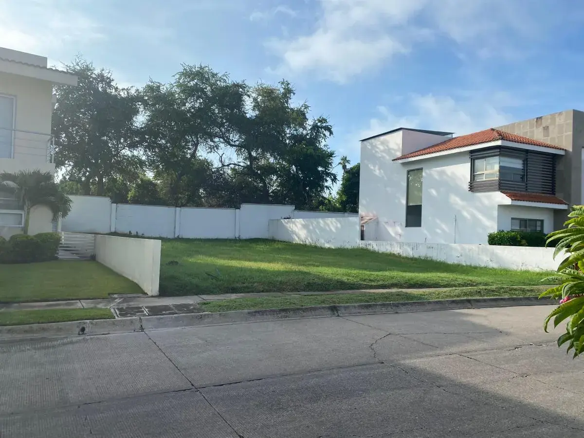Terreno en venta en Paraíso Country Club, Emiliano Zapata — foto 1 de 5