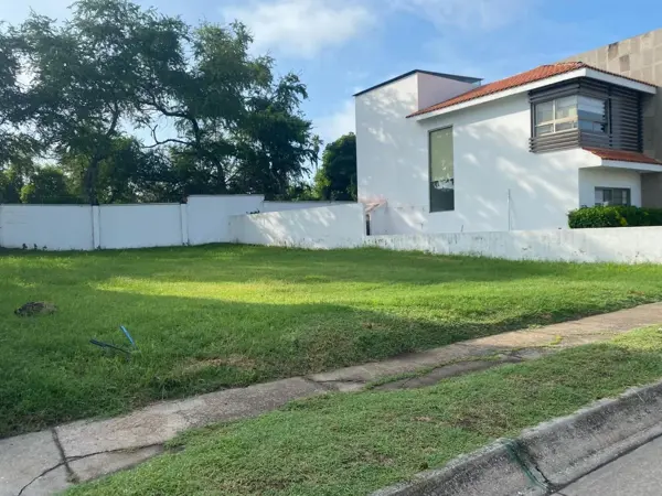 Terreno en venta en Paraíso Country Club, Emiliano Zapata — foto 2 de 5