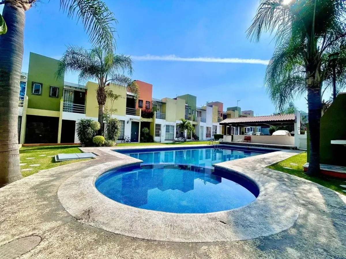 Casa en renta en Lazaro Cardenas, Cuernavaca — foto 1 de 20