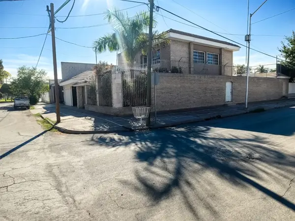 Casa en venta en Torreon Jardin, Torreón — foto 2 de 40