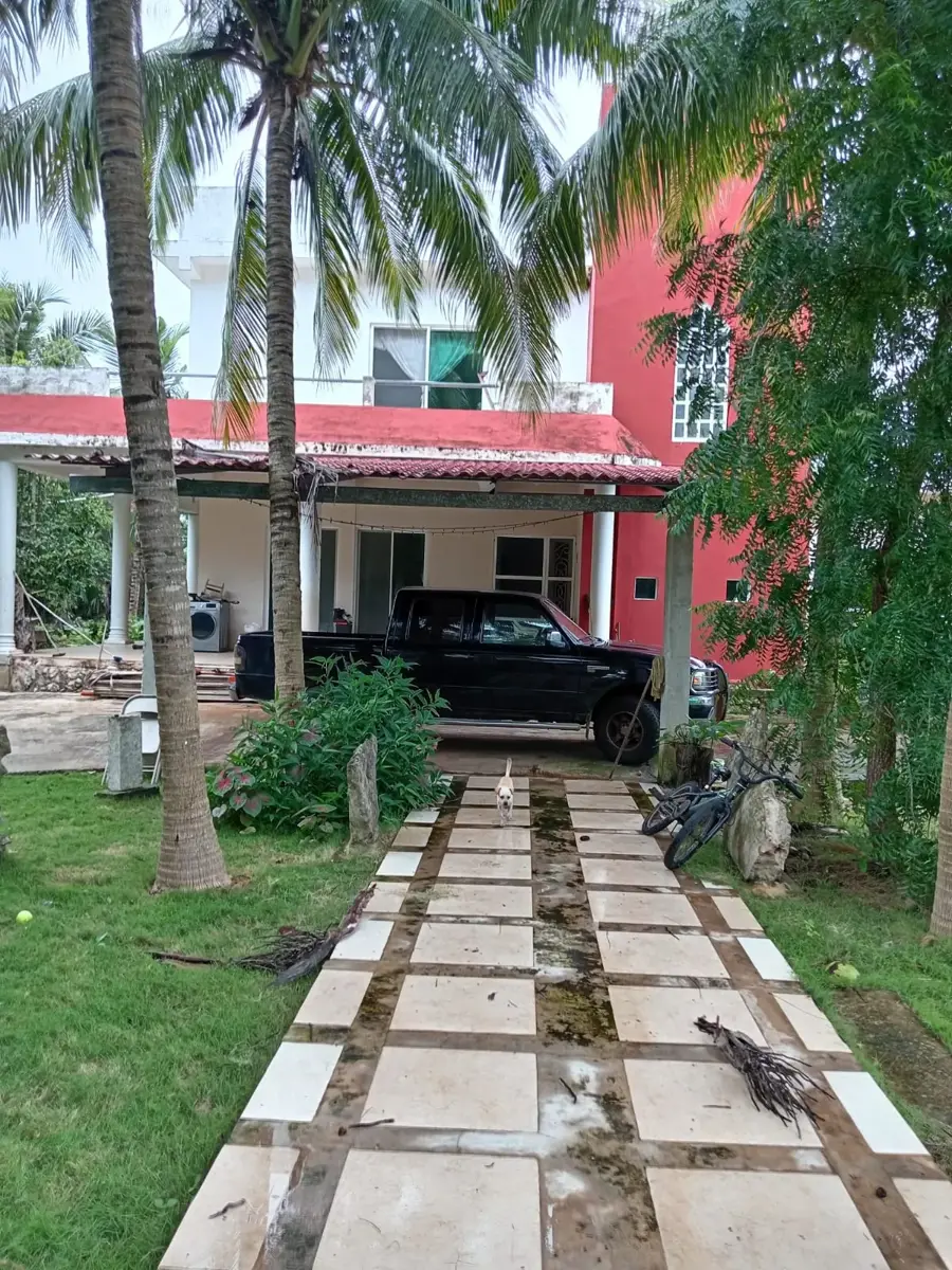 Casa en venta en Emiliano Zapata, Valladolid — foto 1 de 40