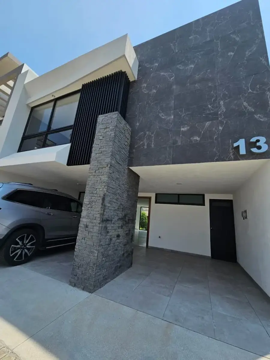Casa en renta en Lomas de Angelópolis, San Andrés Cholula — foto 1 de 19