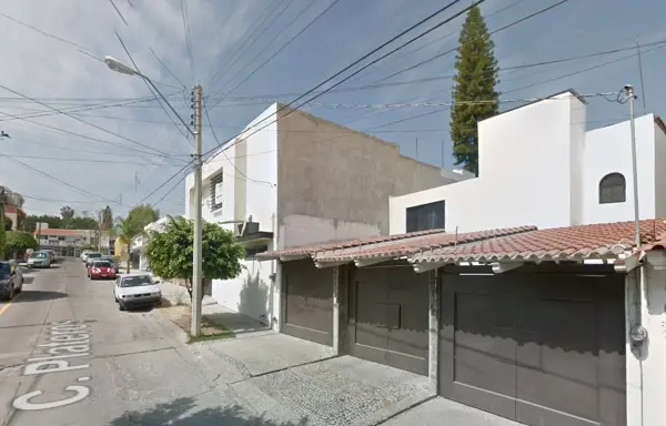 Casa en venta en Valle del Campestre, León — foto 3 de 13