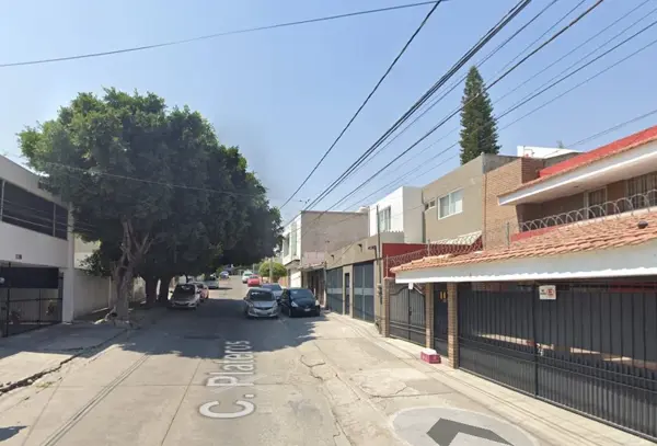 Casa en venta en Valle del Campestre, León — foto 2 de 13