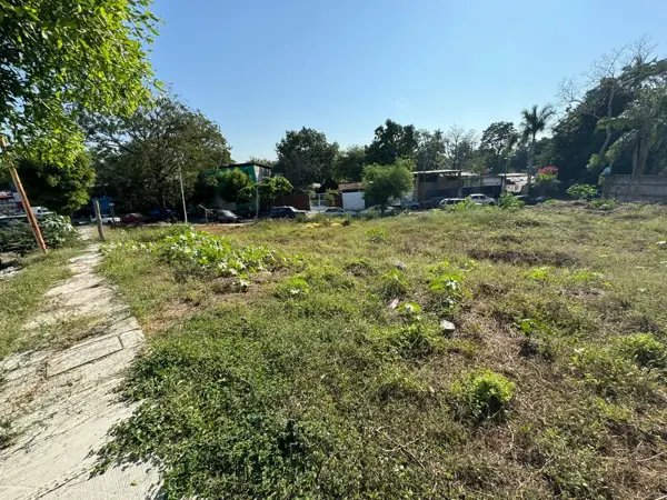 Terreno en venta en La Frontera, Villa de Álvarez — foto 2 de 13