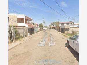Casa en venta en Misión del Valle, Mexicali — foto 3 de 8