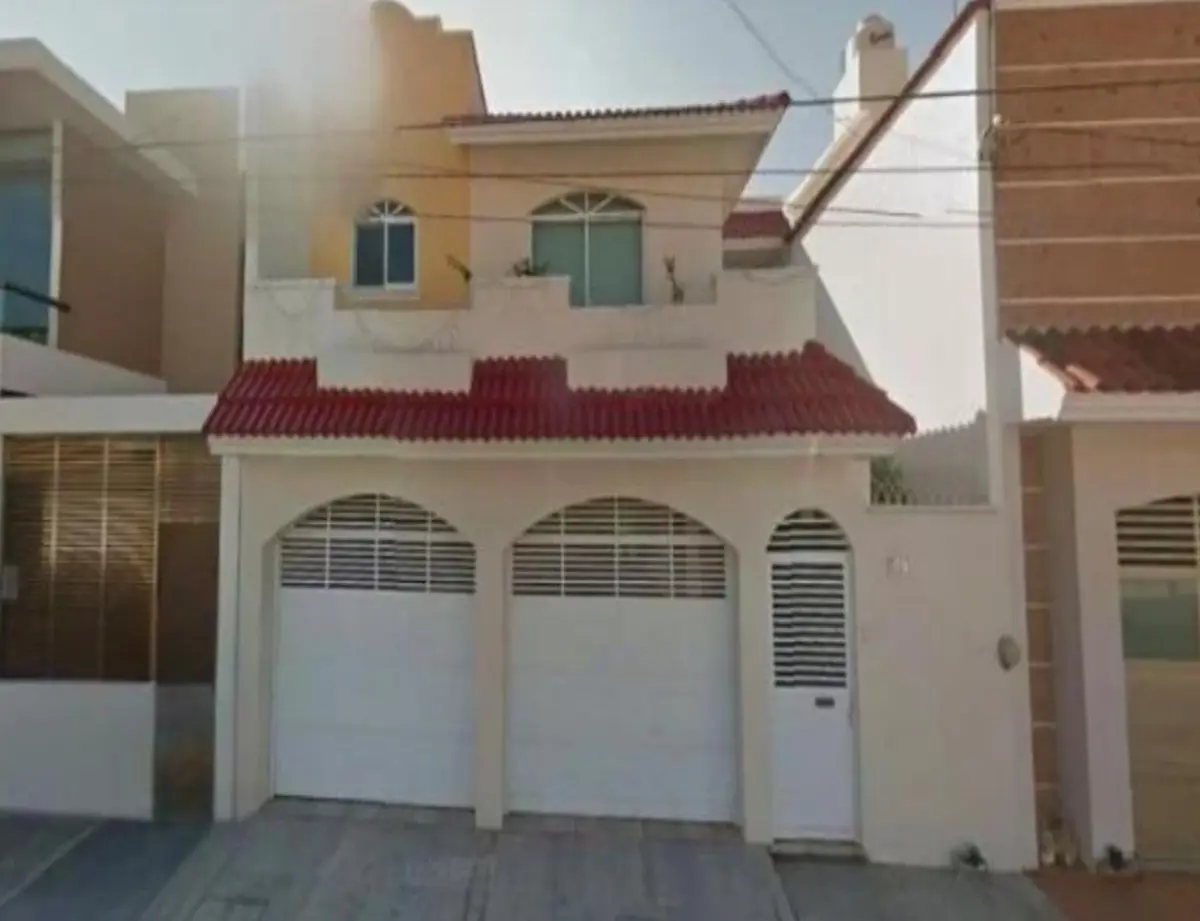 Casa en venta en Jardines de Mocambo, Boca del Río — foto 1 de 4