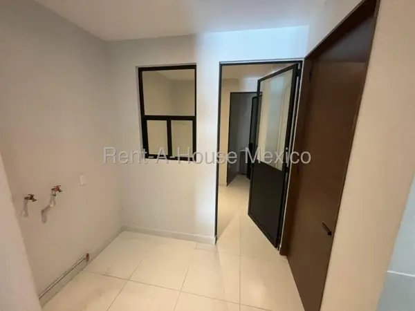 Departamento en venta en Lomas de Tecamachalco, Naucalpan de Juárez — foto 2 de 27