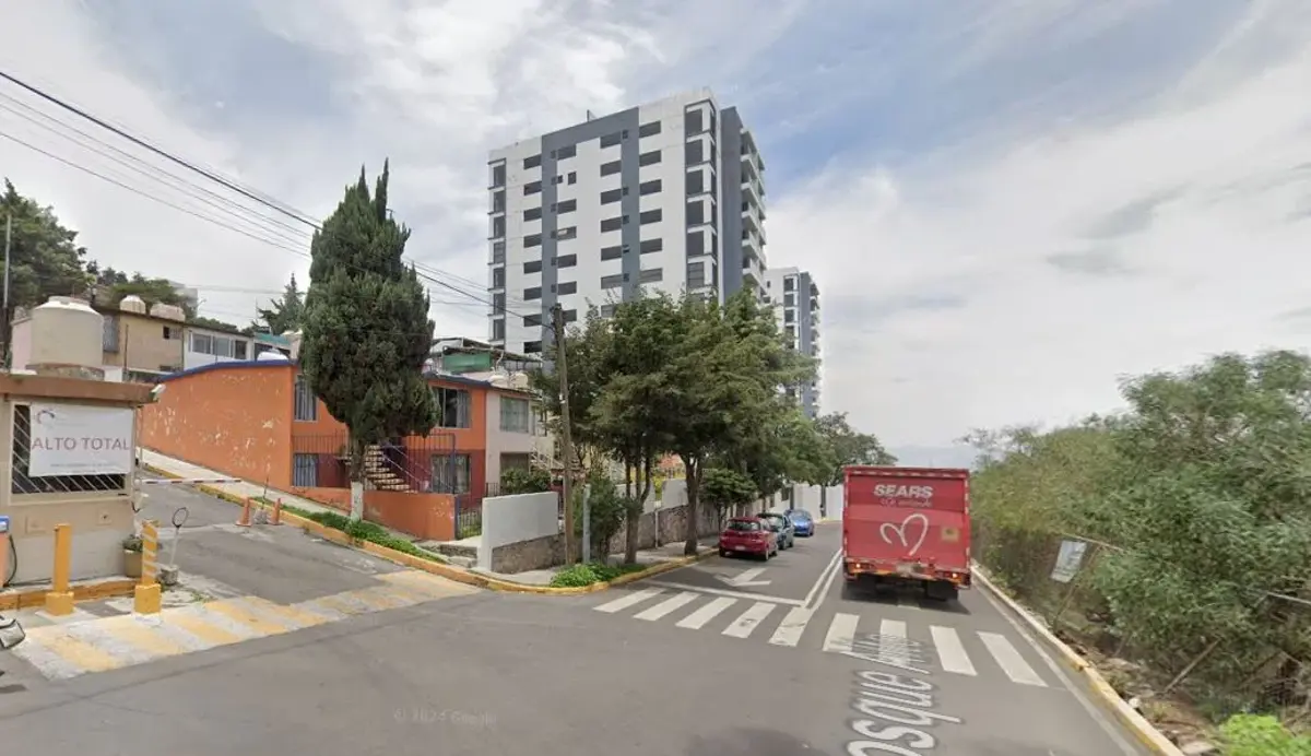 Casa en venta en Petroquímica Lomas Verdes, Naucalpan de Juárez — foto 1 de 10