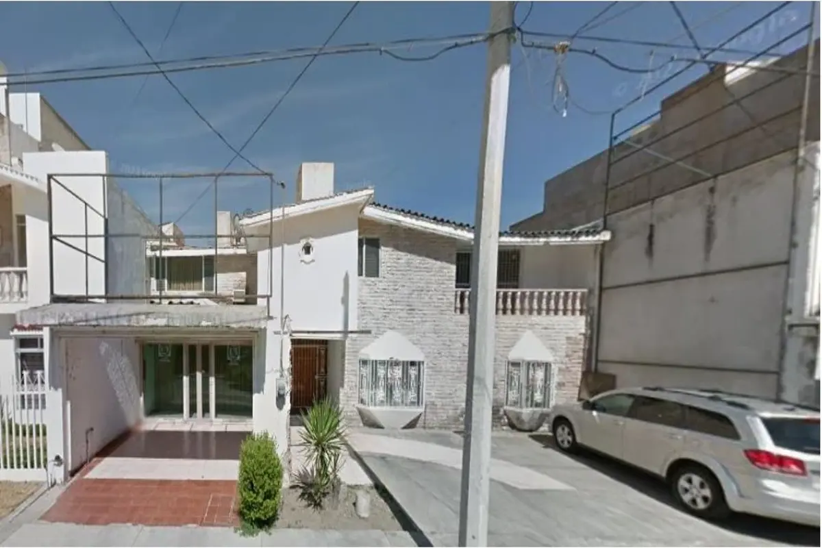 Casa en venta en Valle del Campestre, León — foto 1 de 10