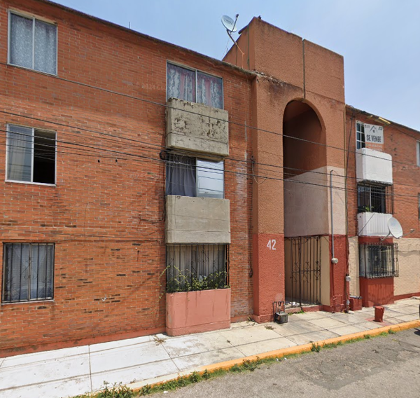 Departamento en remate en Bosques del Valle 1a Sección, Coacalco de Berriozábal, México