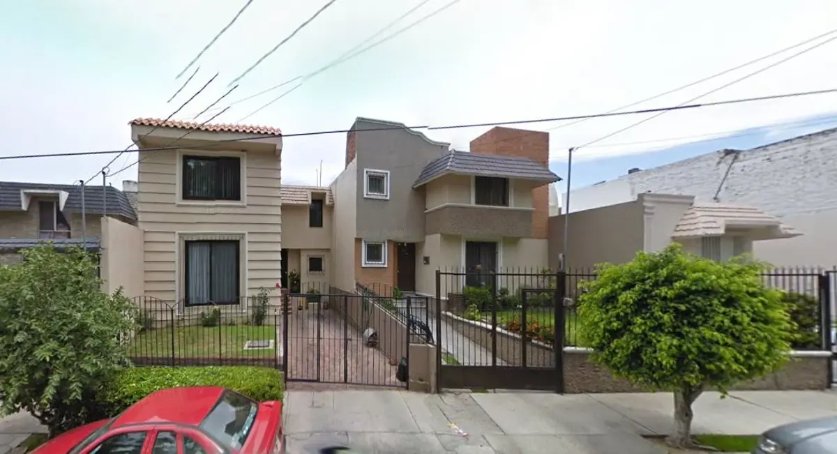 Casa en venta en Panorama, León — foto 1 de 10