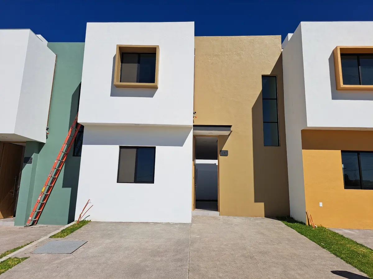 Casa en venta en Lindavista, Villa de Álvarez — foto 1 de 14