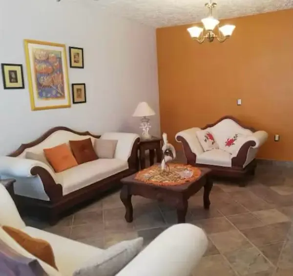 Casa en venta en Bugambilia, Hermosillo — foto 2 de 14