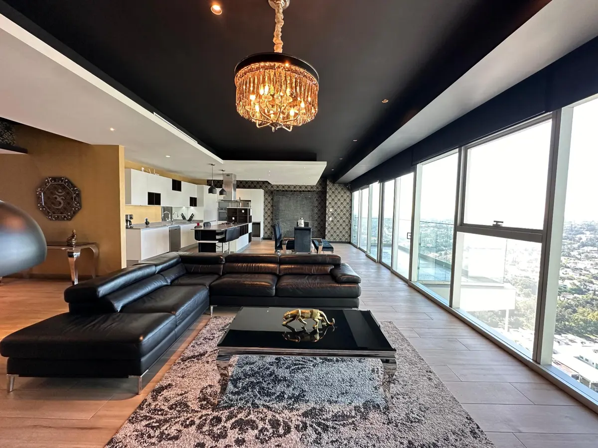 Departamento en venta en Puerta de Hierro, Zapopan — foto 1 de 7