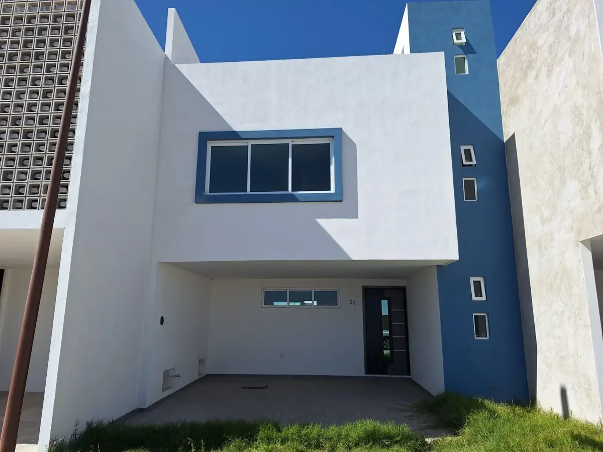 Casa en venta en San Bernardino Tlaxcalancingo, San Andrés Cholula