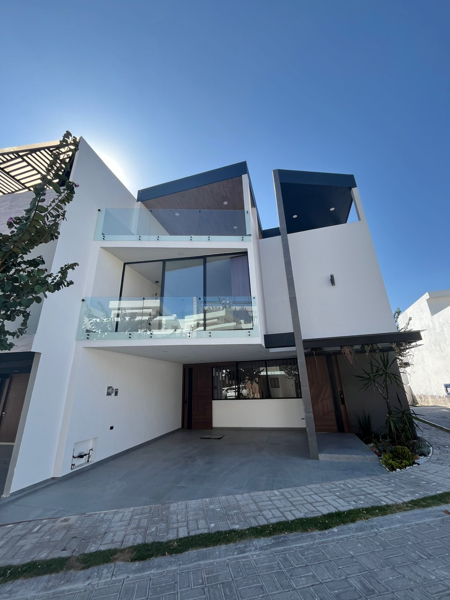 Casa en venta en Lomas de Angelópolis, San Andrés Cholula, Puebla Casa en venta en Lomas de Angelópolis, San Andrés Cholula, Puebla
