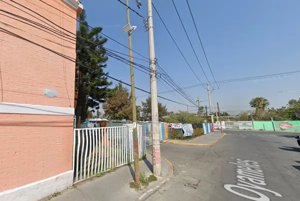 Casa en venta en Santa Martha Acatitla Norte, Iztapalapa — foto 2 de 35