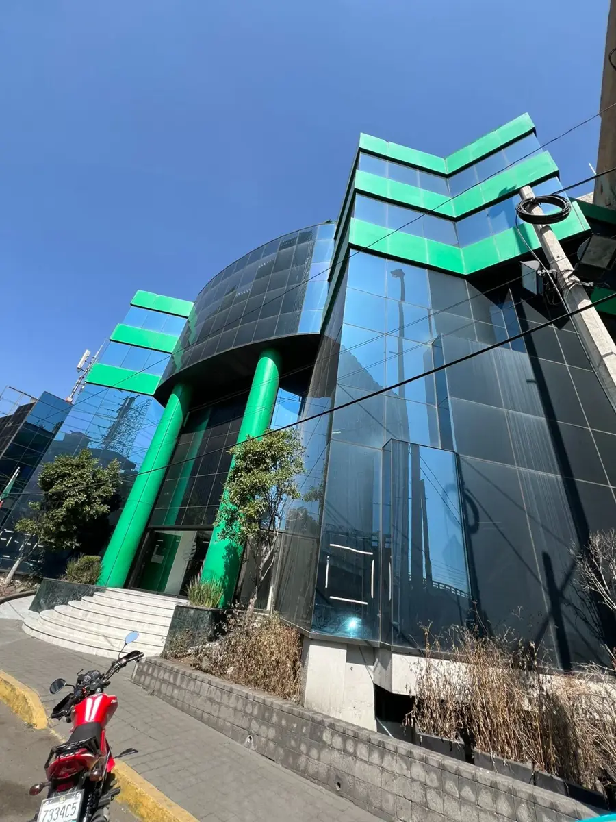 Edificio en venta en Lomas de Sotelo, Naucalpan de Juárez — foto 1 de 19