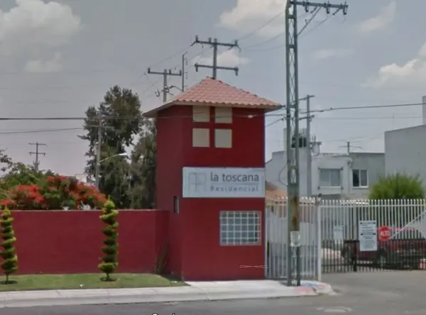 Casa en venta en Privada La Toscana, Celaya — foto 2 de 7