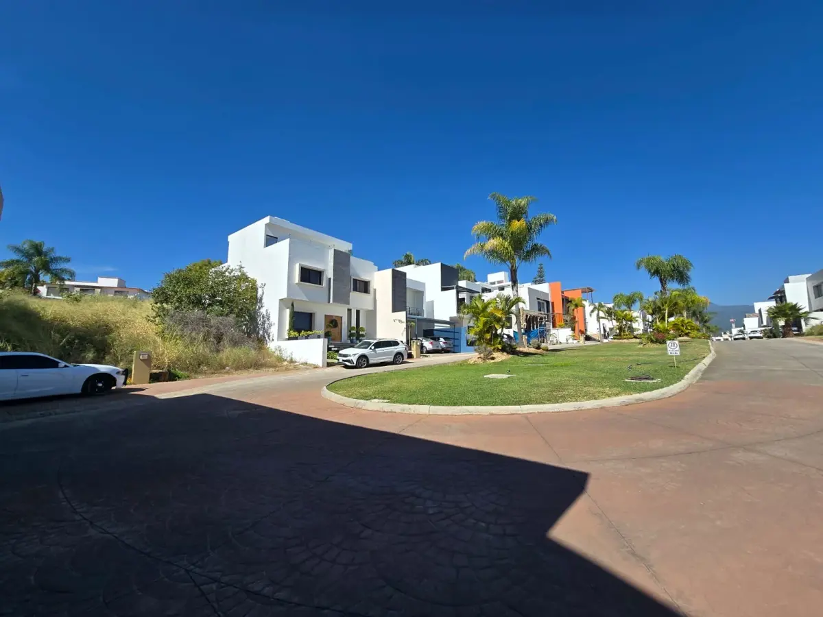 Terreno en venta en Ahuatlán Tzompantle, Cuernavaca — foto 1 de 7